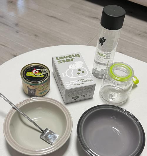 猫咪的罐头喜好之谜（探究猫咪对不同罐头的偏好及原因）
